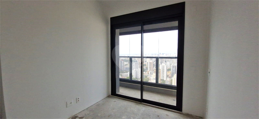 Foto REO1096600