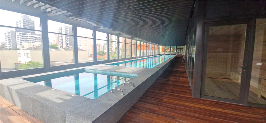 Foto REO1096600