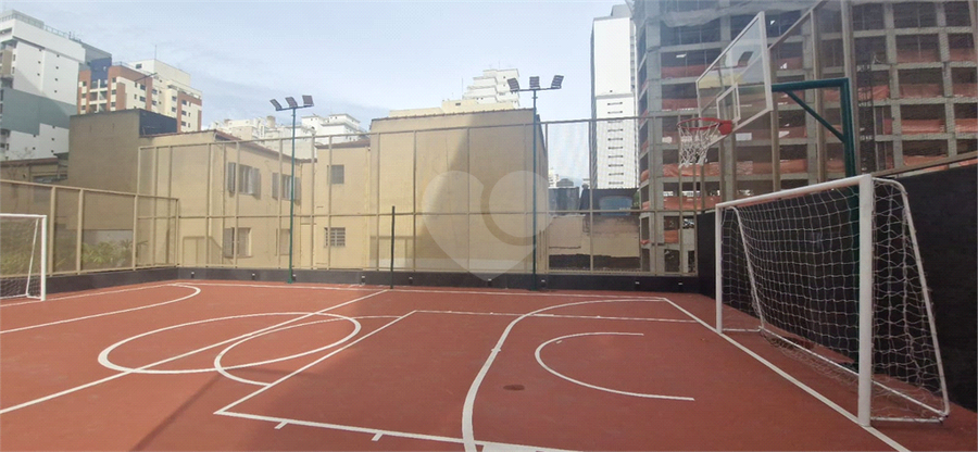 Foto REO1096600