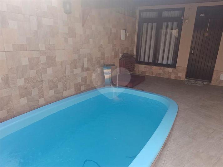 Foto REO1096608