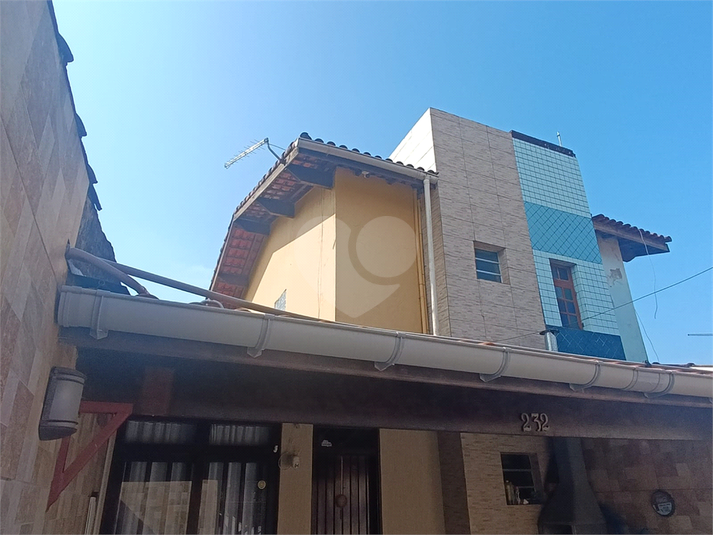 Foto REO1096608