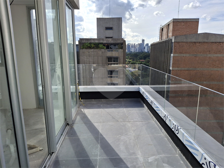 Foto REO1096610