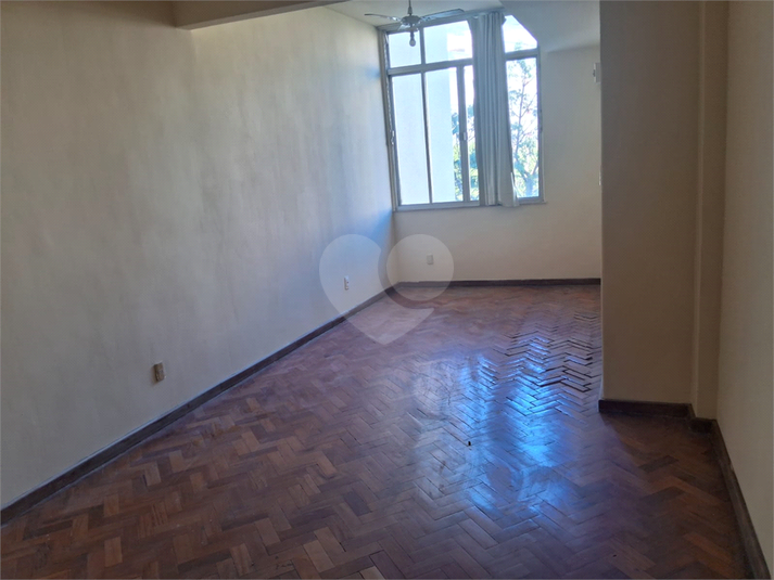 Foto REO1096611