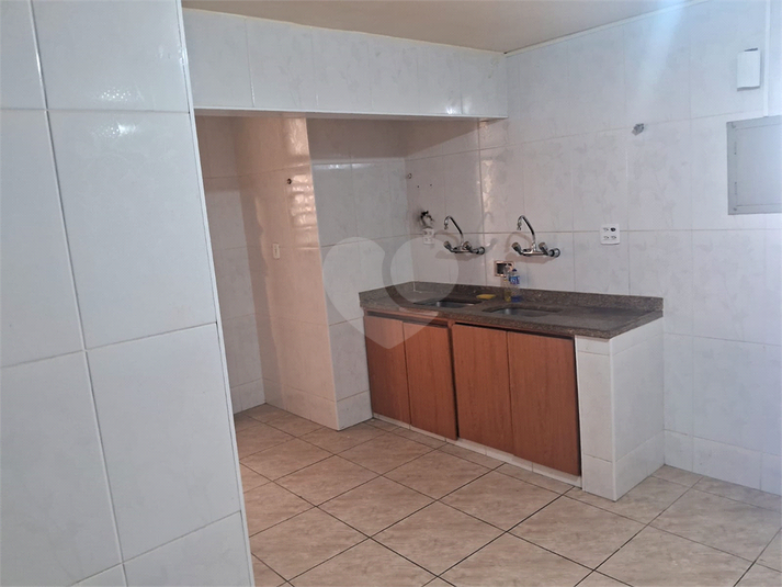 Foto REO1096611