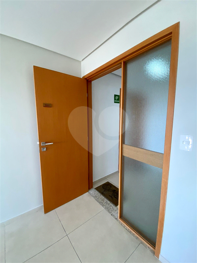 Foto REO1096612