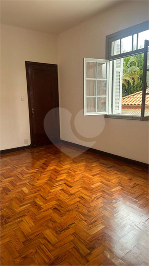 Foto REO1096619