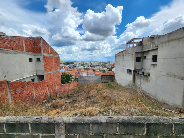 Foto REO1096620