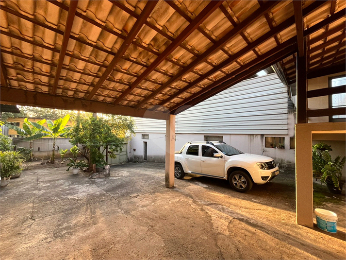 Foto REO1096622