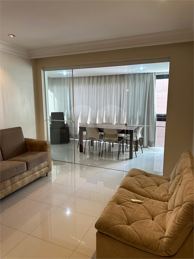 Foto REO1096624
