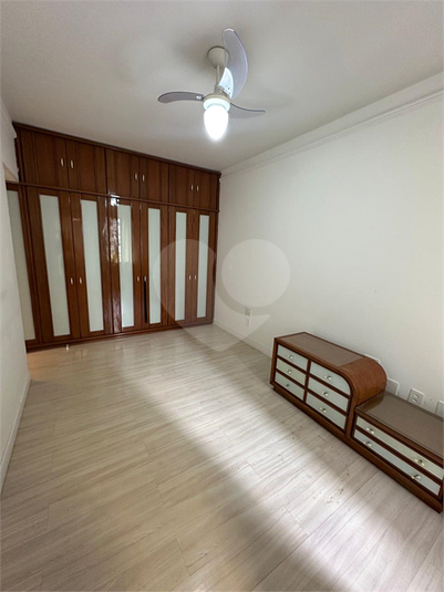 Foto REO1096624