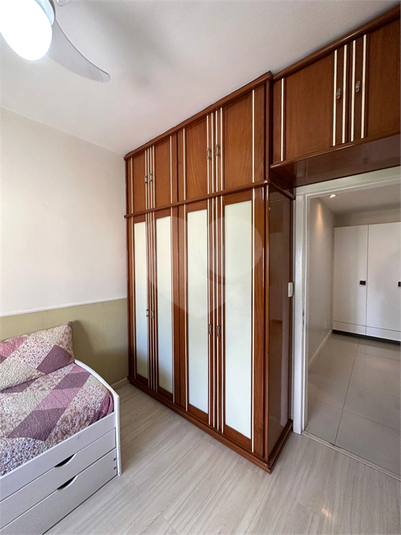 Foto REO1096624