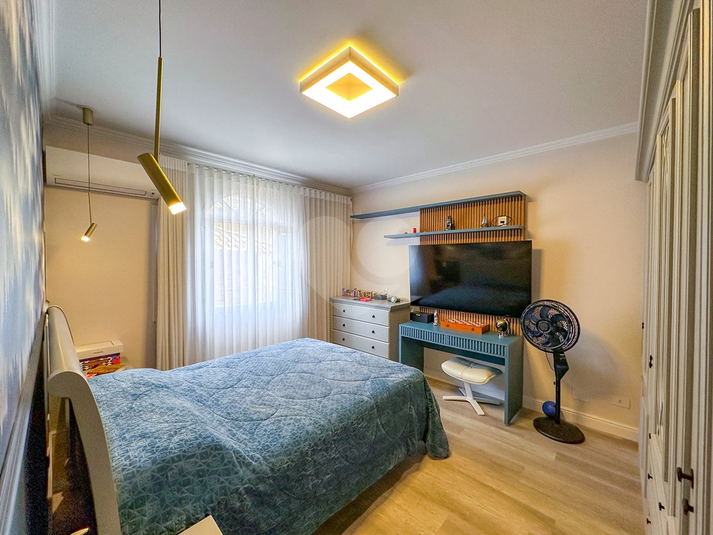 Foto REO1096625