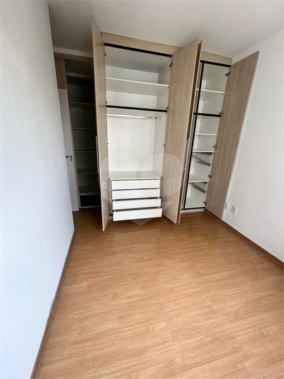 Foto REO1096647