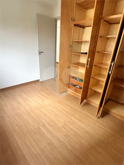 Foto REO1096647