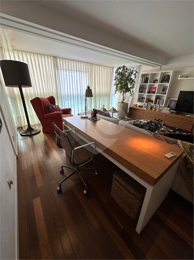 Foto REO1096648