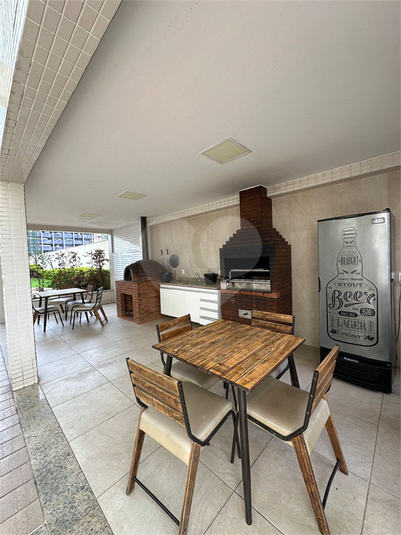 Foto REO1096648