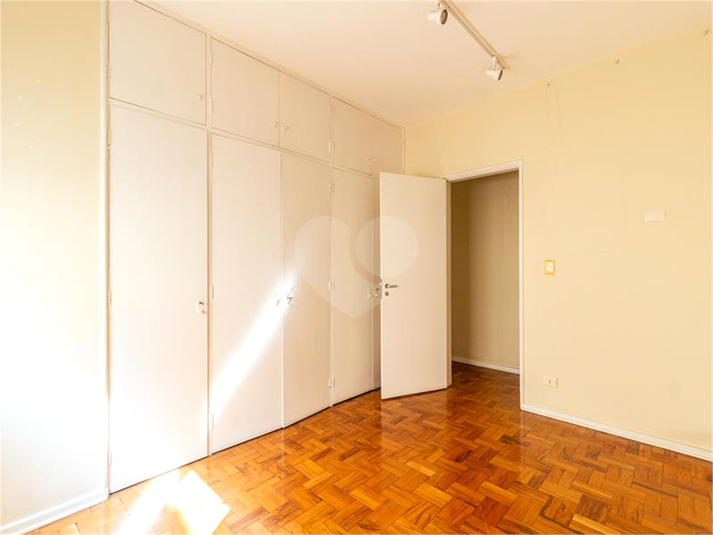 Foto REO1096650