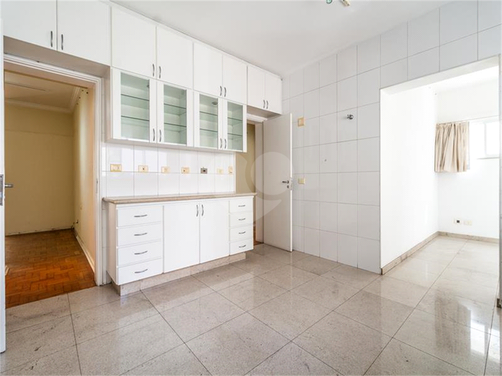 Foto REO1096650