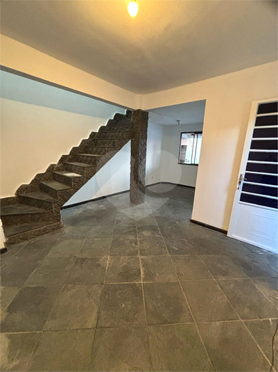 Foto REO1096658