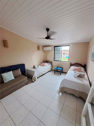 Foto REO1096660