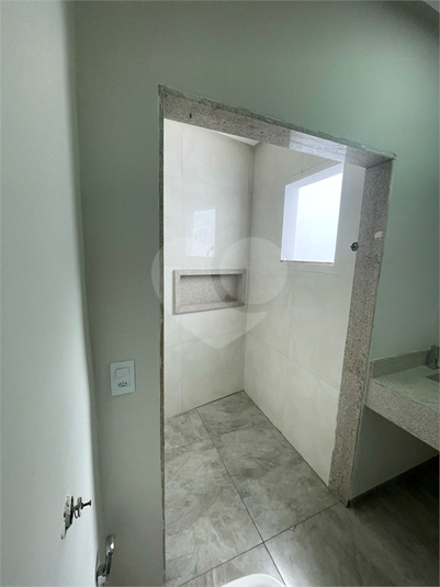 Foto REO1096661