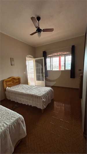 Foto REO1096682