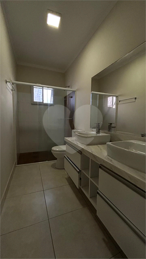 Foto REO1096683