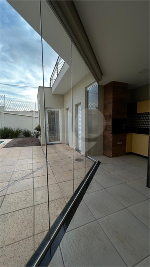 Foto REO1096683