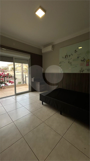 Foto REO1096683