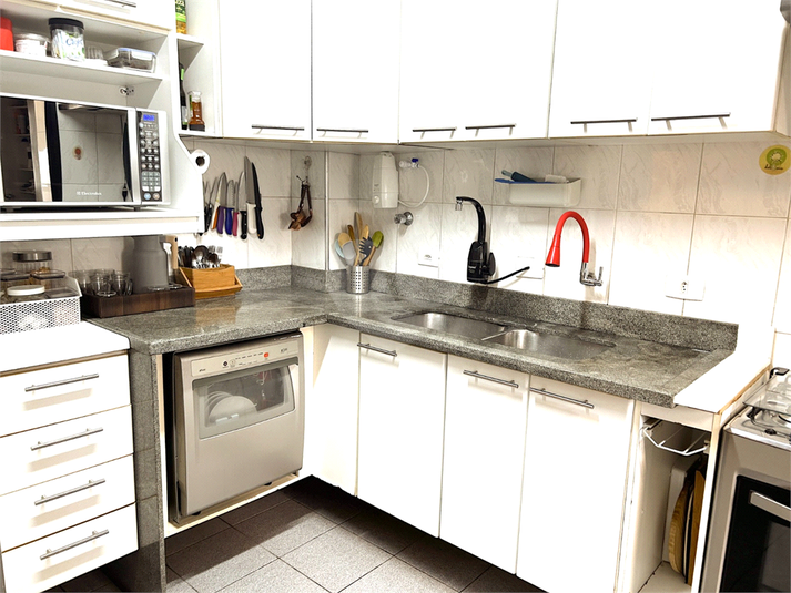 Foto REO1096686