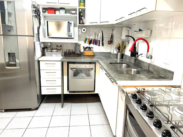 Foto REO1096686