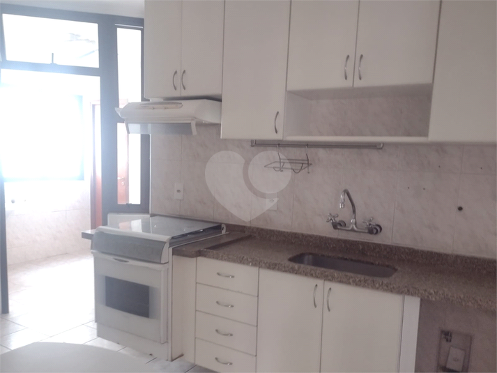 Foto REO1096689