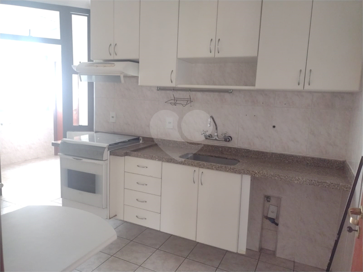 Foto REO1096689