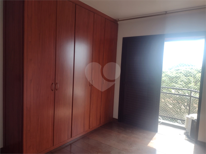 Foto REO1096689
