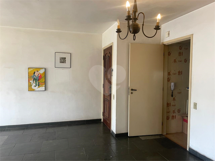 Foto REO1096697