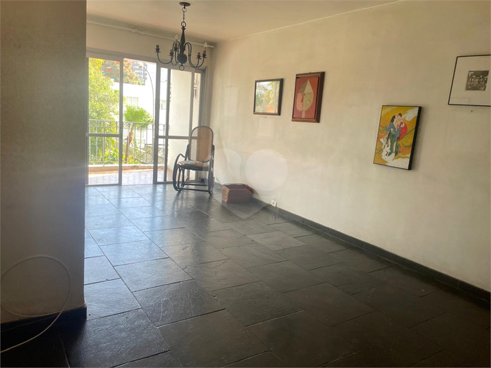 Foto REO1096697