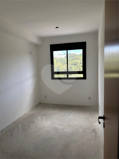 Foto REO1096700