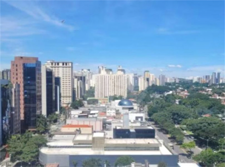 Foto REO1096714