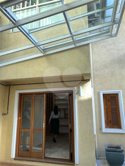 Foto REO1096726