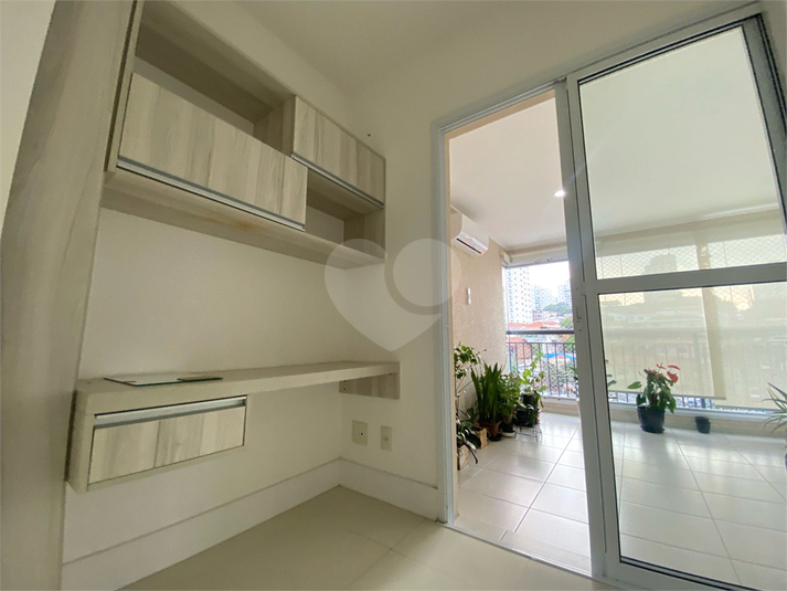 Foto REO1096735