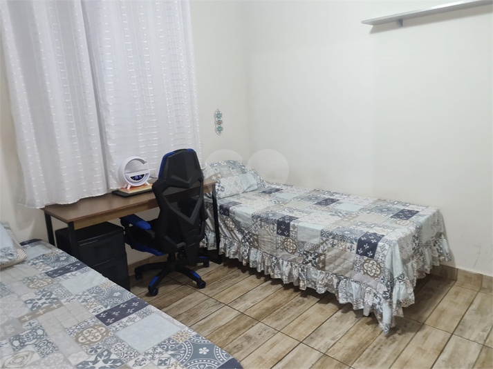 Foto REO1096755