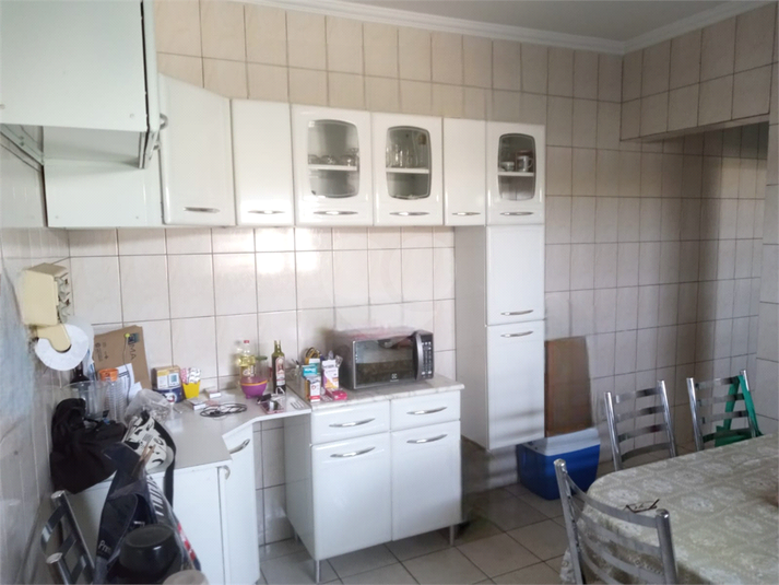 Foto REO1096756