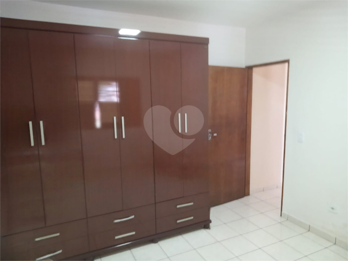Foto REO1096756