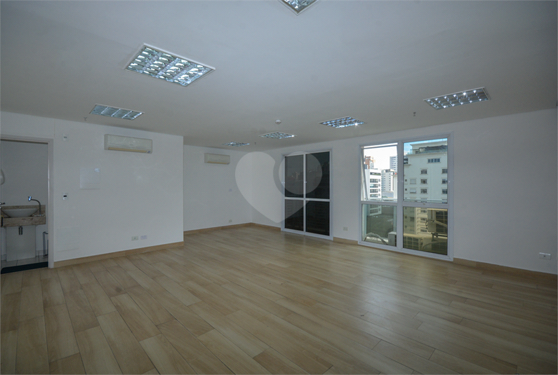 Foto REO1096761