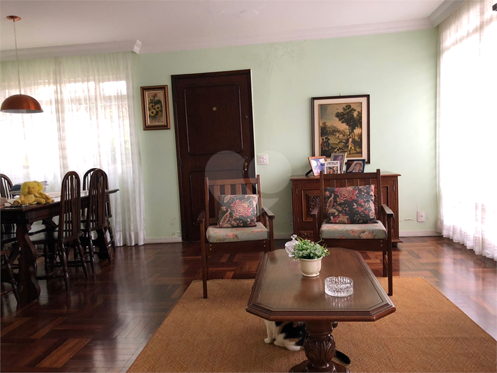 Foto REO1096784