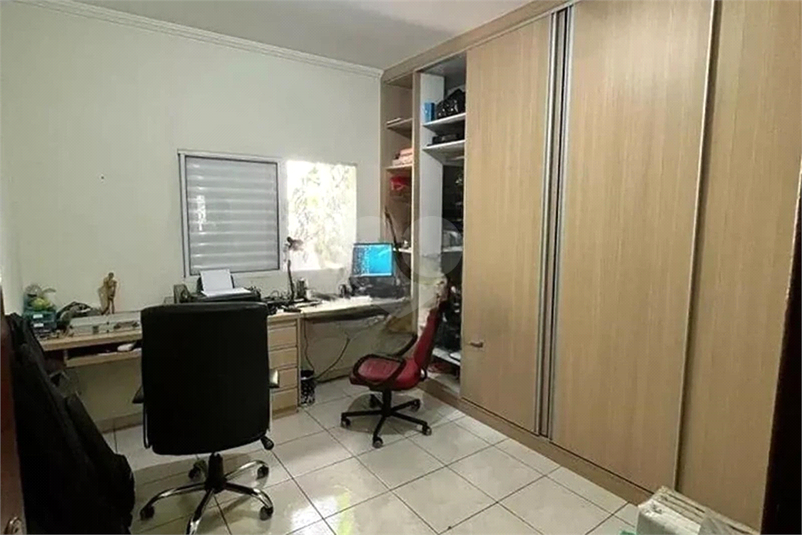 Foto REO1096795