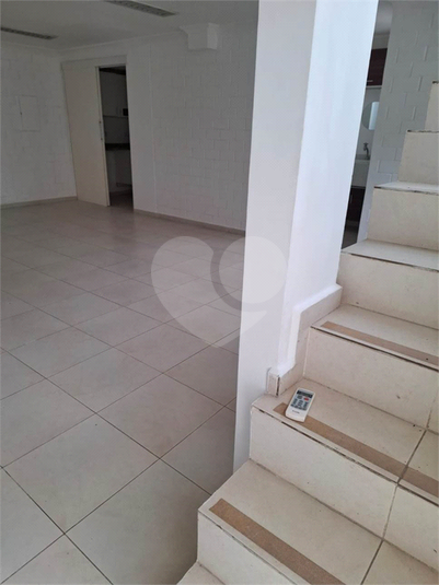 Foto REO1096808