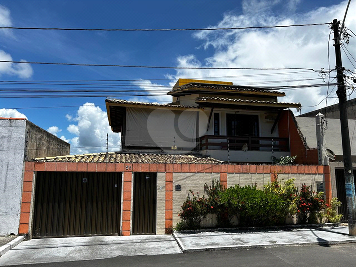 Foto REO1096816