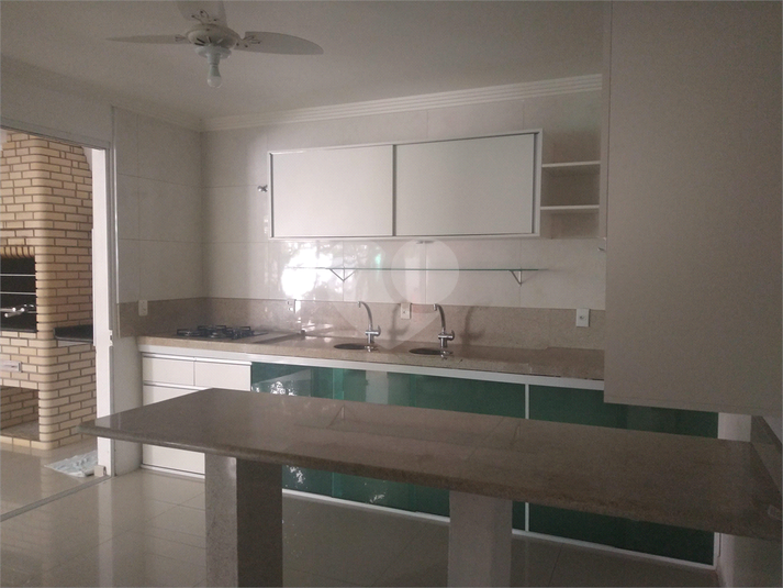 Foto REO1096824