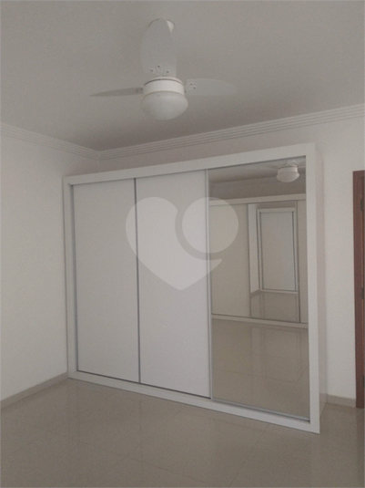 Foto REO1096824